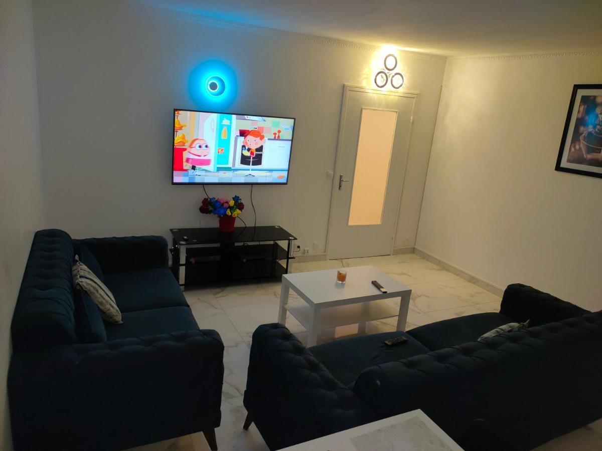 Mon Superbe Appartement อาร์ฌ็องเตย ภายนอก รูปภาพ